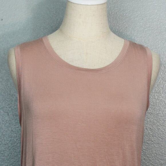 Halogen Keyhole Back Tank Top in Nude Size L - Picture 2 of 8